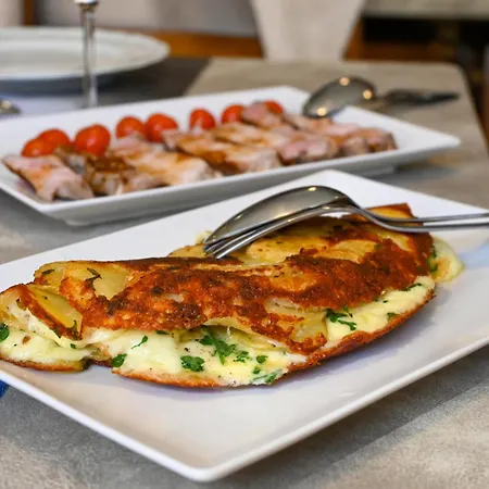 Le Relais Du Coustoubi Bed and breakfast