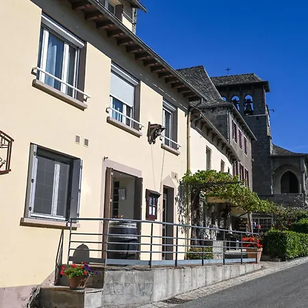 Le Relais Du Coustoubi Bed & Breakfast 3*